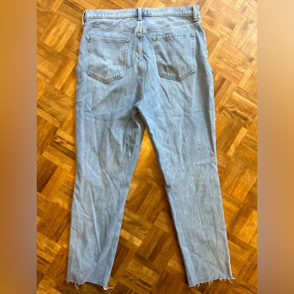 Banana Republic Ultra High Rise Slim Fit Distressed Jeans - Picture 5 of 5